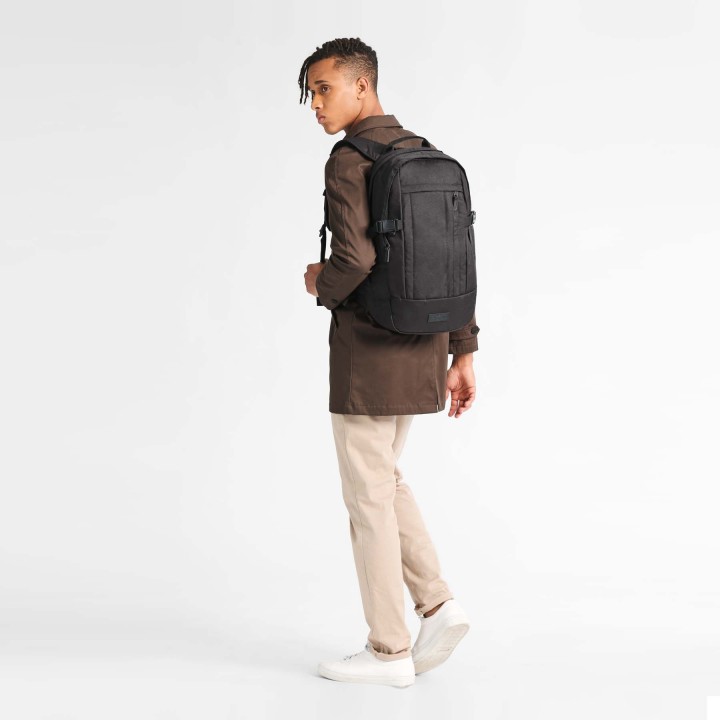 zaino extra floid eastpak indossato 21 litri viaggio lavoro porta computer