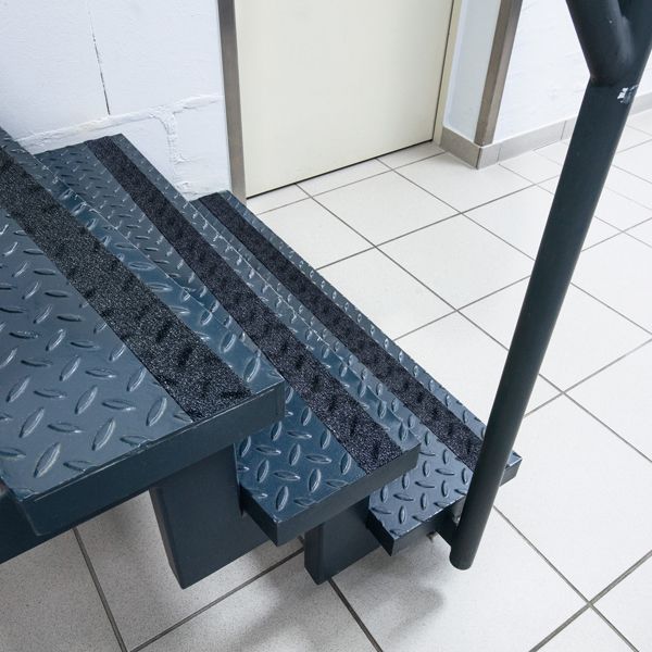 Nastro adesivo antiscivolo 50mmx15m nero DURALINE GRIP+ FORMFIT Durable