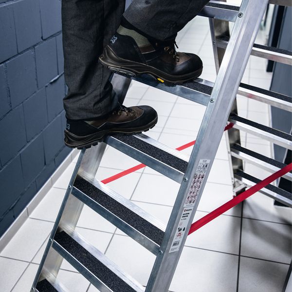 Nastro adesivo antiscivolo 50mmx15m nero DURALINE GRIP+ FORMFIT Durable