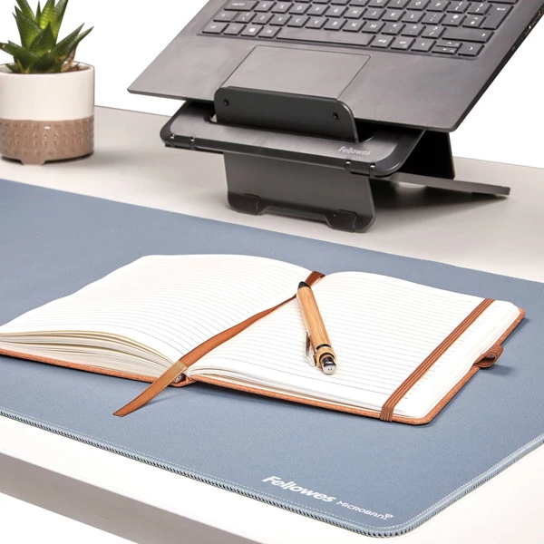 Sottomano da scrivania Breyta - 40 x 80cm - Blu marino - Fellowes