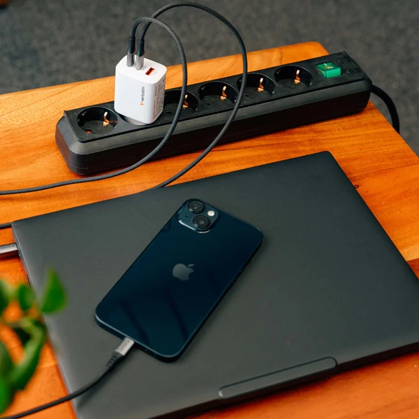 Caricabatterie - da parete - GaN Essentials - Verbatim